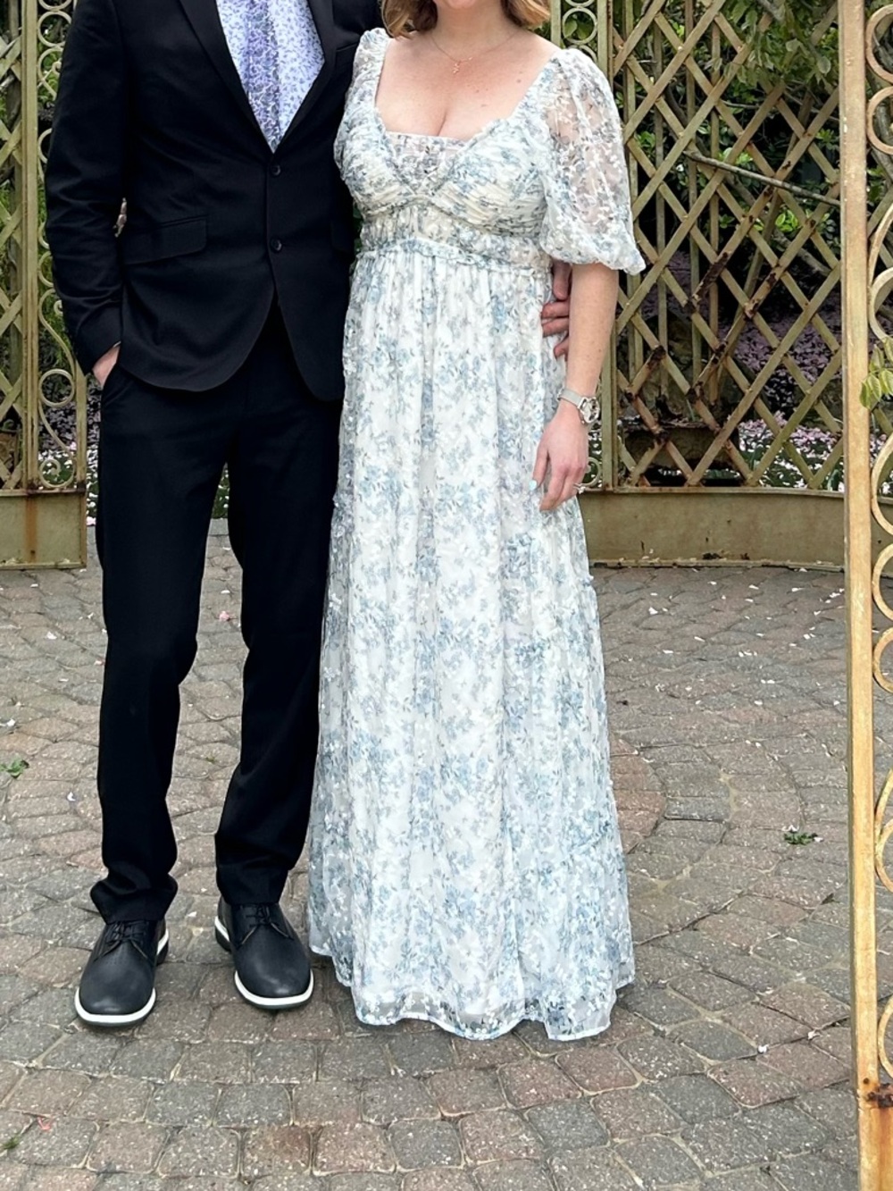 Storia Light Blue Floral Puff-Sleeve Maxi Dress